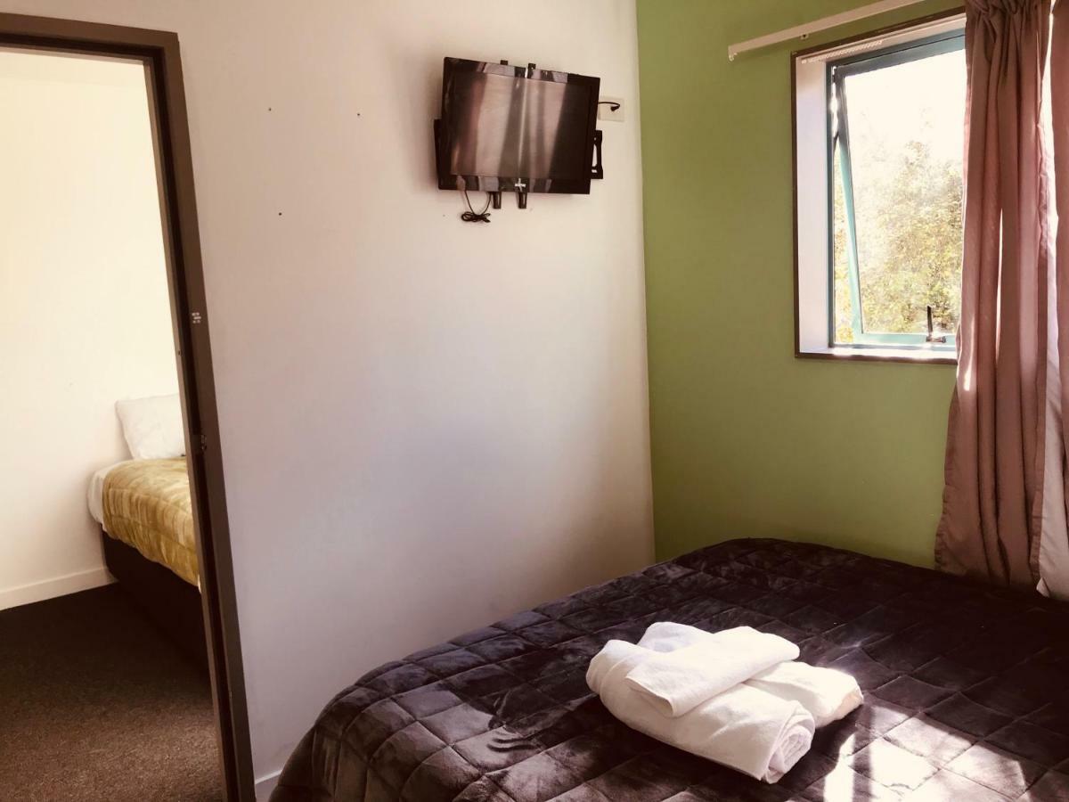 Red Rose Motel Lac Lac Taupo Extérieur photo