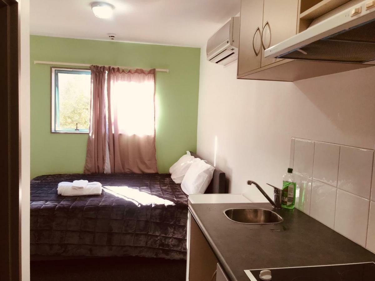 Red Rose Motel Lac Lac Taupo Extérieur photo